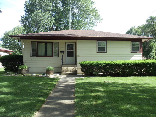 200 W North St, Dwight, IL 60420 photo 1