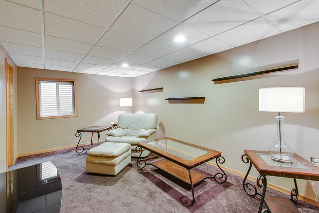 801 Kent Cir, Bartlett, IL 60103 photo 22