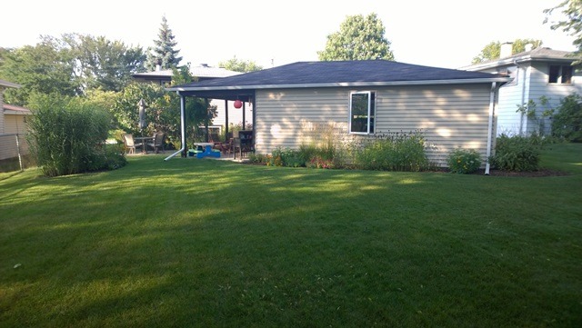 685 W Stearns Rd, Bartlett, IL 60103 photo 2