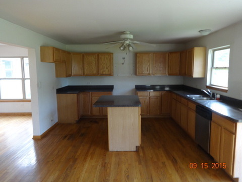 3907 W 154th Pl, Markham, IL 60426 photo 4