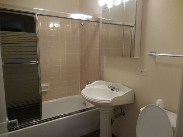 1500 Sandstone Dr #315, Wheeling, IL 60090 photo 12