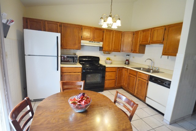 1345 Elder Dr, Aurora, IL 60506 photo 5