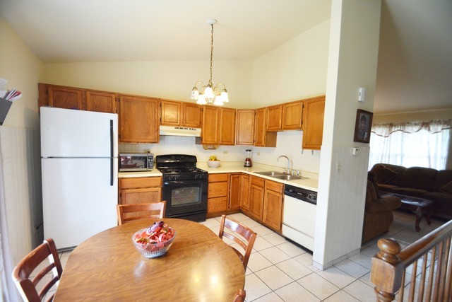 1345 Elder Dr, Aurora, IL 60506 photo 6