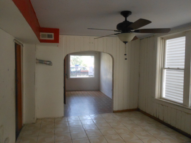 2239 W 50th St, Chicago, IL 60609 photo 3