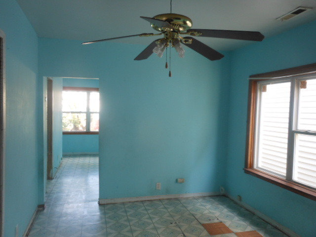 2239 W 50th St, Chicago, IL 60609 photo 10