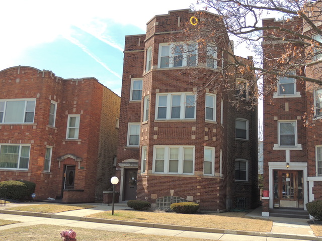 7930 S Champlain Ave, Chicago, IL 60619 photo 13