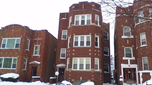 7930 S Champlain Ave, Chicago, IL 60619 photo 1