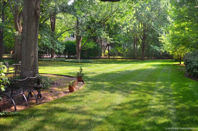 921 E Westminster Rd, Lake Forest, IL 60045 photo 2
