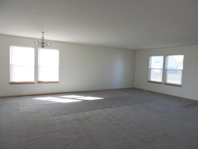644 Settlement Dr, Maple Park, IL 60151 photo 9