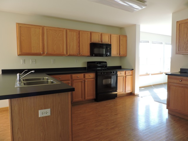 644 Settlement Dr, Maple Park, IL 60151 photo 6