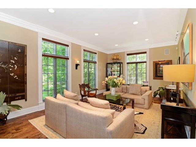814 Park Ave, River Forest, IL 60305 photo 2
