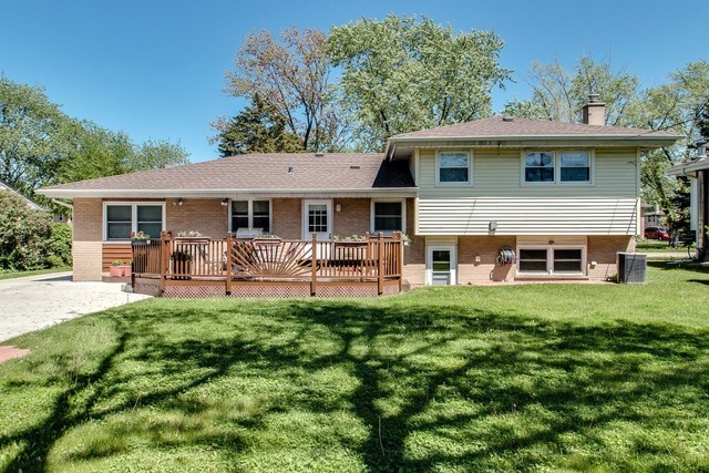 124 Crescent Dr, Glenview, IL 60025 photo 15