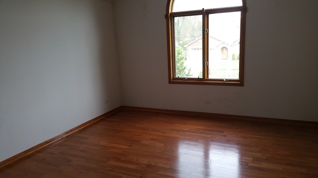5701 W 83rd St, Burbank, IL 60459 photo 6