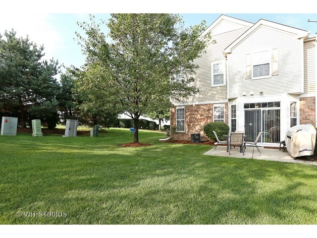 24300 Leski Ln, Plainfield, IL 60585 photo 13