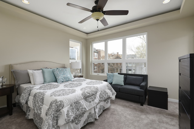439 E 44th St, Chicago, IL 60653 photo 6