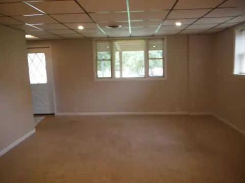511 Barney Riva St, Dalzell, IL 61320 photo 2