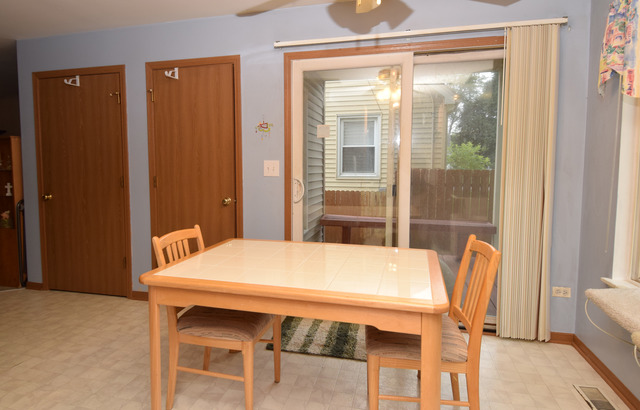 680 Illinois Ave, Elgin, IL 60120 photo 12