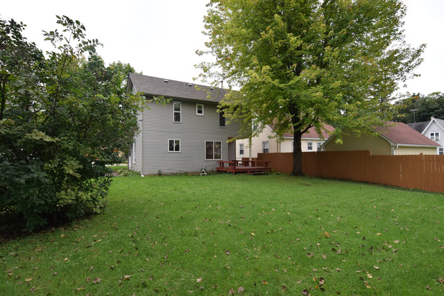 680 Illinois Ave, Elgin, IL 60120 photo 23