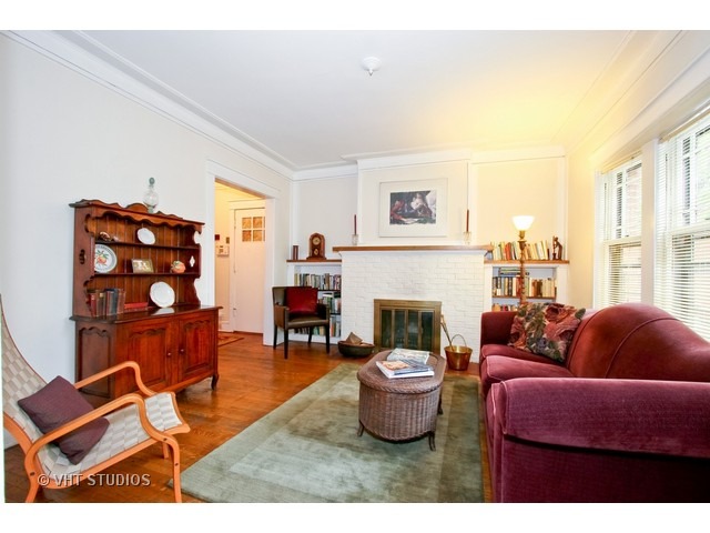 1646 E 54th St #1, Chicago, IL 60615 photo 3