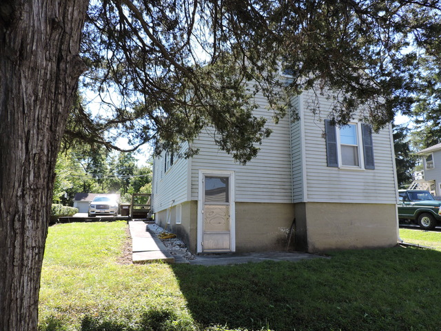 112 E Forest St, Marengo, IL 60152 photo 18
