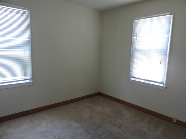 112 E Forest St, Marengo, IL 60152 photo 9