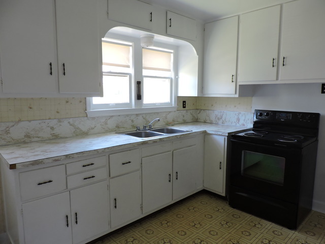 112 E Forest St, Marengo, IL 60152 photo 3