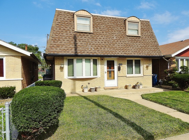 5210 State Rd, Burbank, IL 60459 photo 1