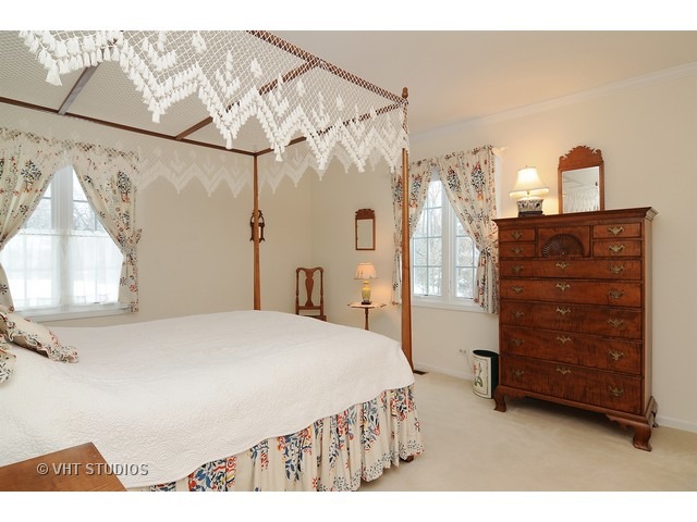 1262 W Deerpath Rd, Lake Forest, IL 60045 photo 13