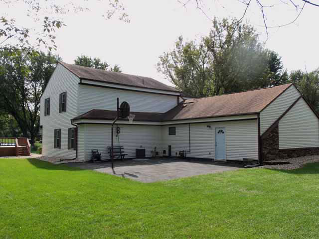 8583 Verde Dr, Byron, IL 61010 photo 5