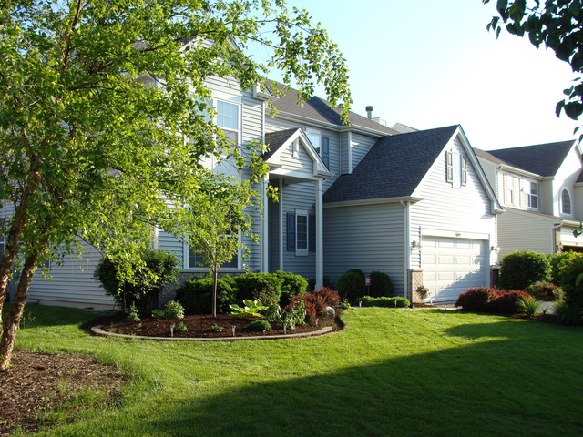 7604 Heatherstone Ln, Plainfield, IL 60586 photo 2