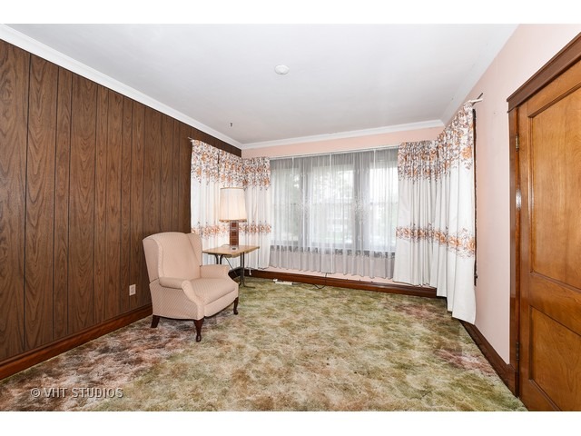 2425 Euclid Ave, Berwyn, IL 60402 photo 1