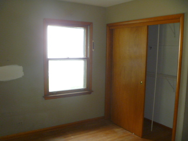 984 Deborah Ave, Elgin, IL 60123 photo 8