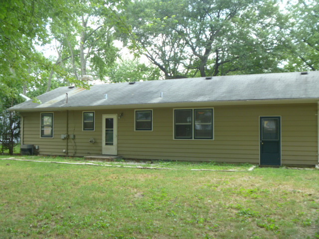 984 Deborah Ave, Elgin, IL 60123 photo 13