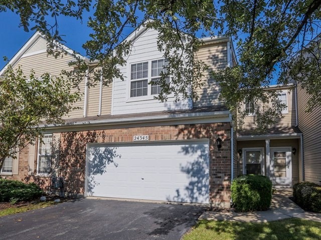 24345 Leski Ln, Plainfield, IL 60585 photo 2