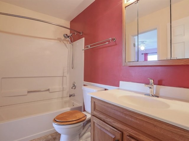 24345 Leski Ln, Plainfield, IL 60585 photo 21