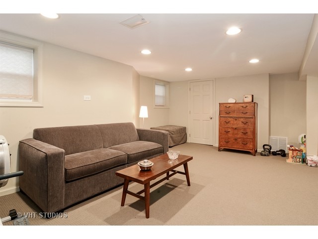 3511 W Wrightwood Ave, Chicago, IL 60647 photo 16