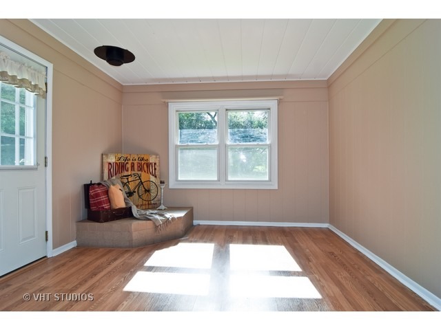 2001 N Washington St, Wheaton, IL 60187 photo 5