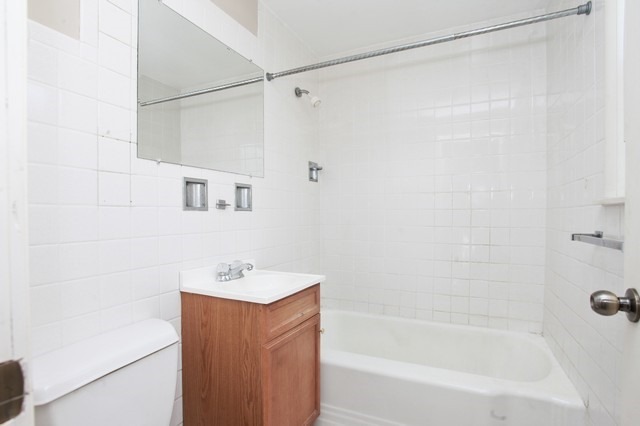 159 E 146th St, Riverdale, IL 60827 photo 8