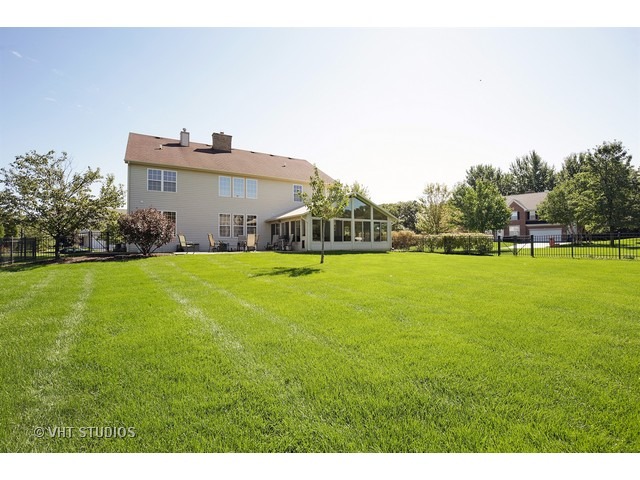 390 Lela Ln, Bartlett, IL 60103 photo 25