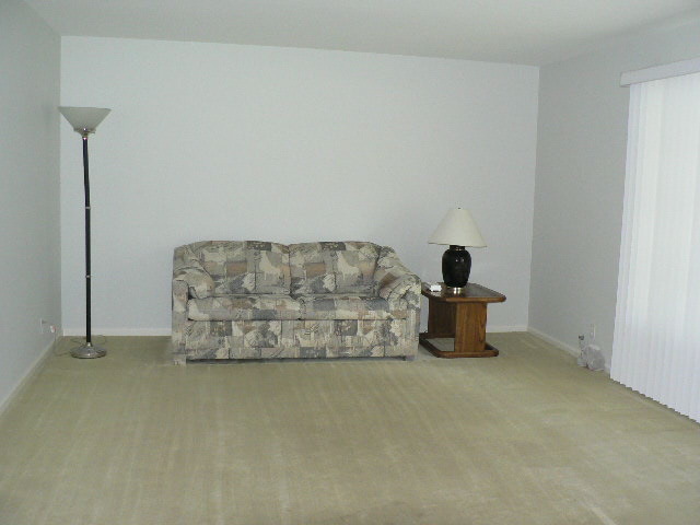 9 Durell Dr, Kankakee, IL 60901 photo 2