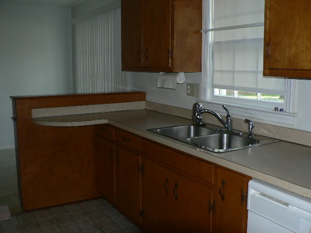 9 Durell Dr, Kankakee, IL 60901 photo 4