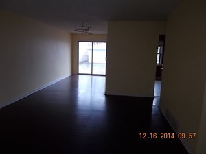 1068 Perda Ln, Des Plaines, IL 60016 photo 1