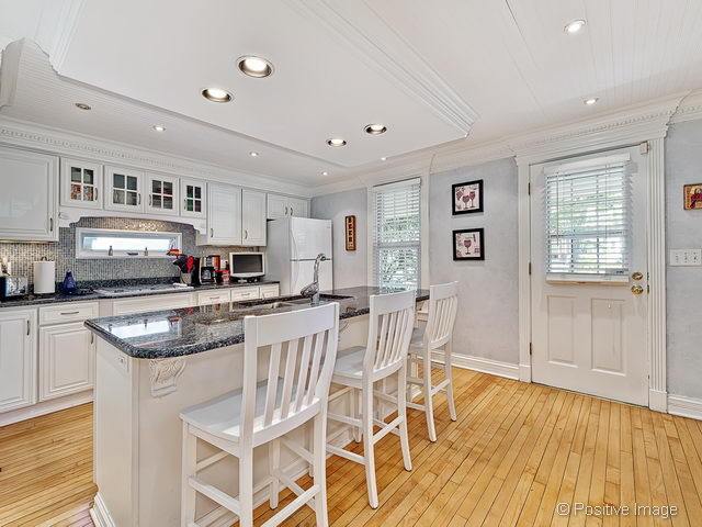 509 N Center St, Naperville, IL 60563 photo 11