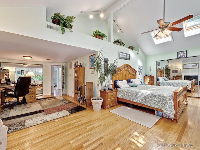 509 N Center St, Naperville, IL 60563 photo 15