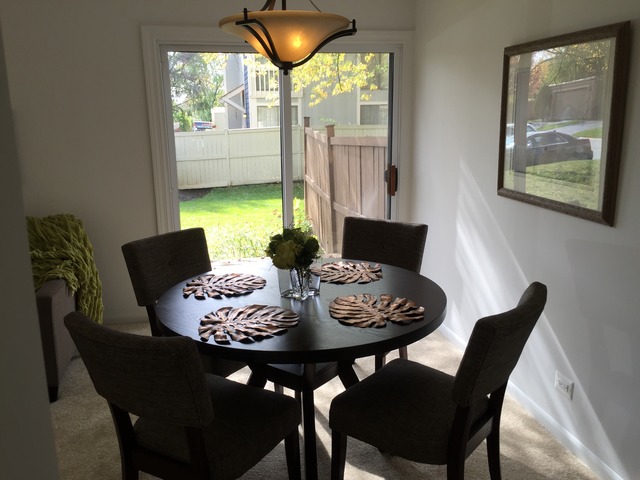 643 Bryce Trl, Roselle, IL 60172 photo 5