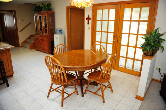 65 Amanda Ct, Crete, IL 60417 photo 3