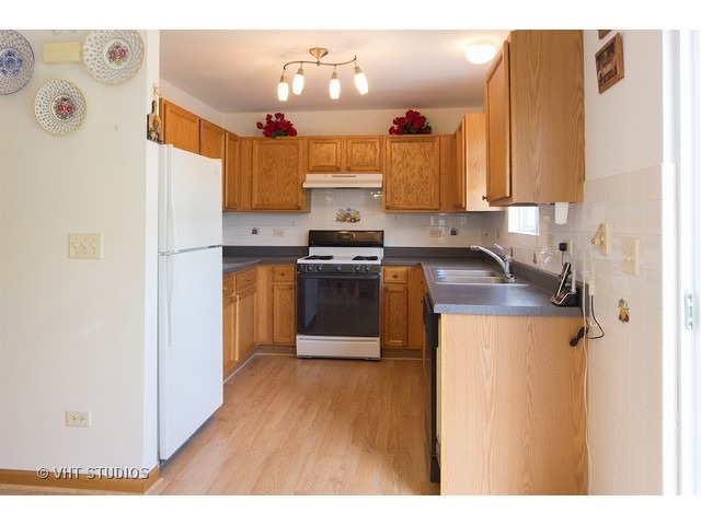 6213 Cedar Ridge Dr, Plainfield, IL 60586 photo 5