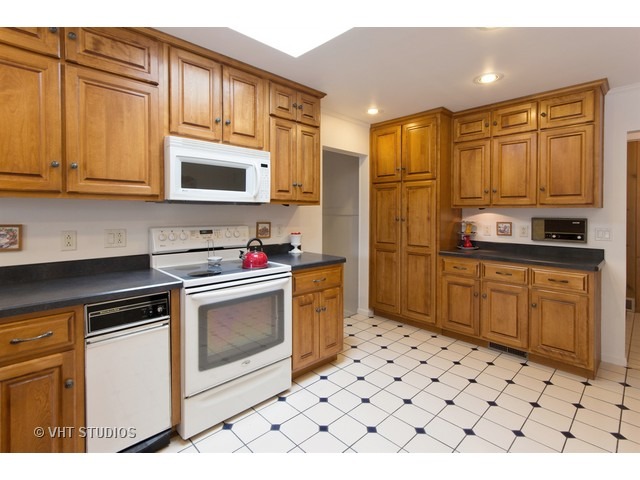 2477 Circle Dr, Ottawa, IL 61350 photo 9