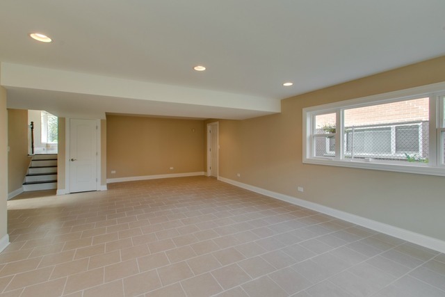 1716 E 92nd Pl, Chicago, IL 60617 photo 22