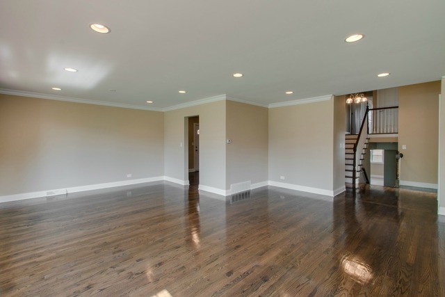 1716 E 92nd Pl, Chicago, IL 60617 photo 4